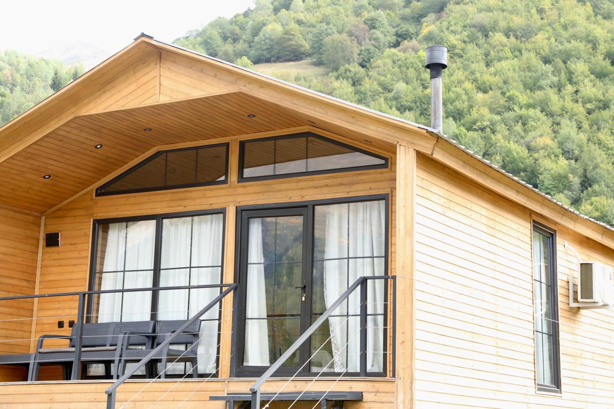 Mestia Villas Luaran gambar