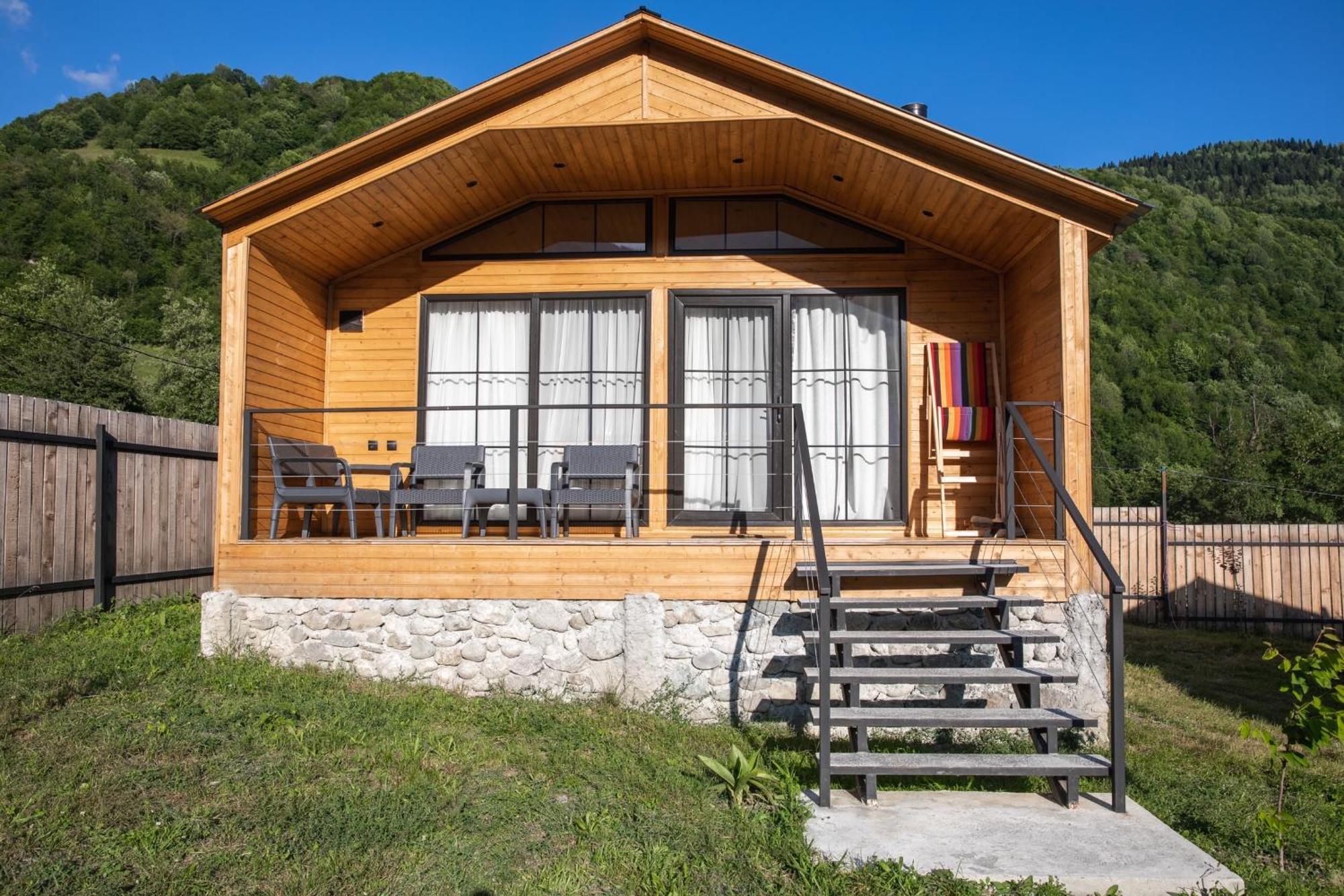 Mestia Villas Luaran gambar