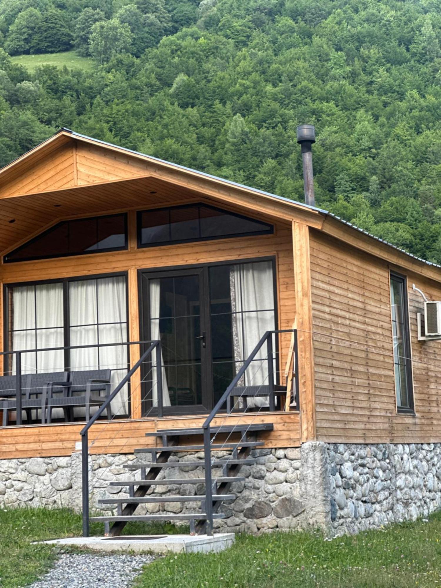 Mestia Villas Luaran gambar