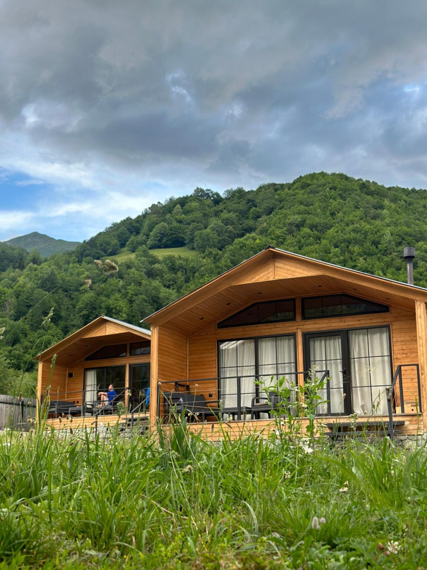 Mestia Villas Luaran gambar