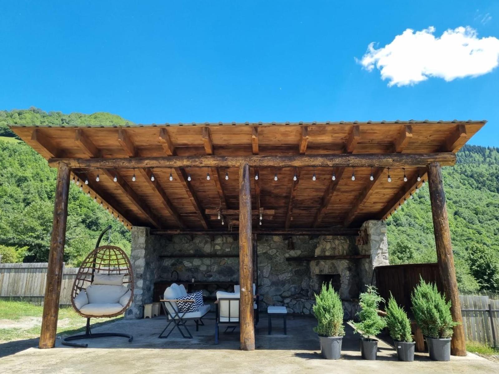 Mestia Villas Luaran gambar