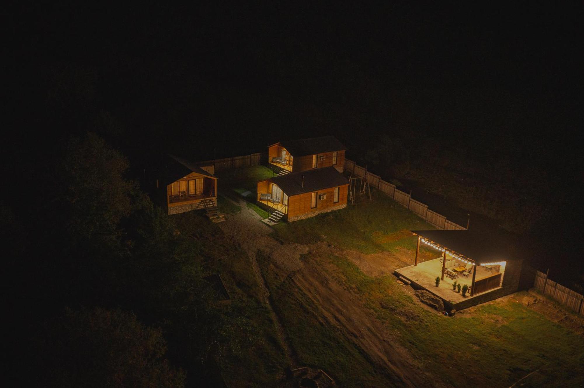 Mestia Villas Luaran gambar